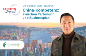 Xueli Yuan mit Hongkong im Hintergrund